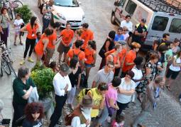 volontari Magliette Arancione (2)